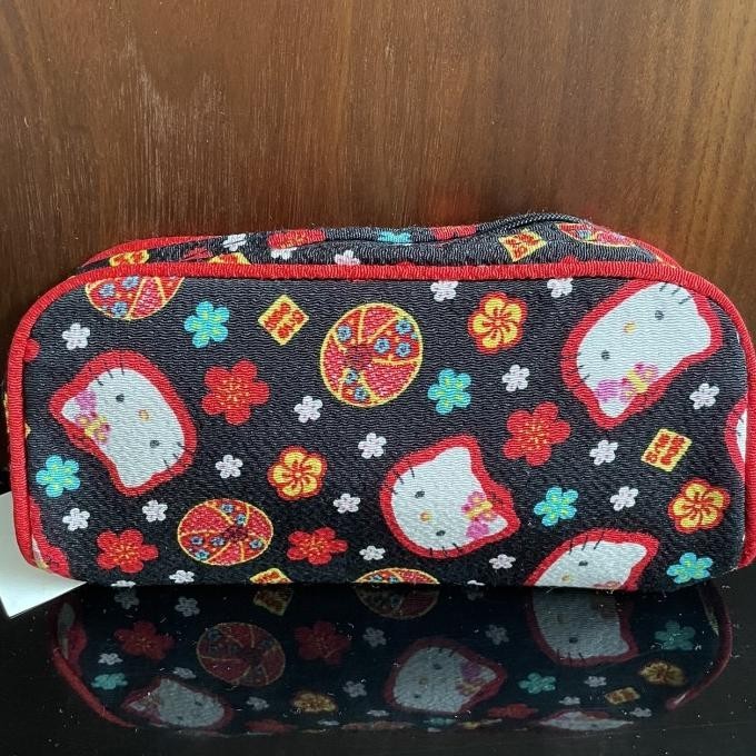 

hello kitty pencil case / hello kitty cosmetic case