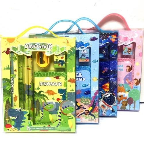 

Osm - S5926 Stationery Set / Alat Tulis Set 6 In 1 Hadiah Souvenir / Paket Alat Tulis + Dompet Anak / Alat Tulis Set Karakter Cod