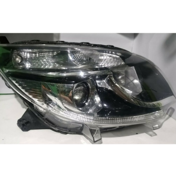 Headlamp Toyota rush / terios 2016 Original