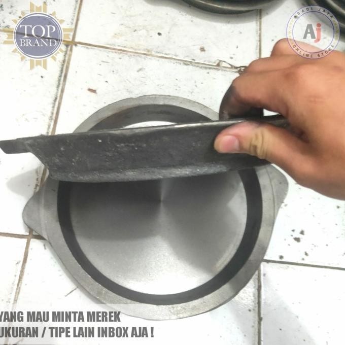 [Ready] Loyang Martabak Manis Ukuran 24-26 Bahan Tebal Bangka Terang Bulan