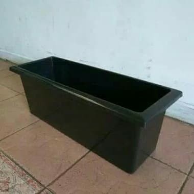 Pot Plastik Hitam Panjang 65Cm
