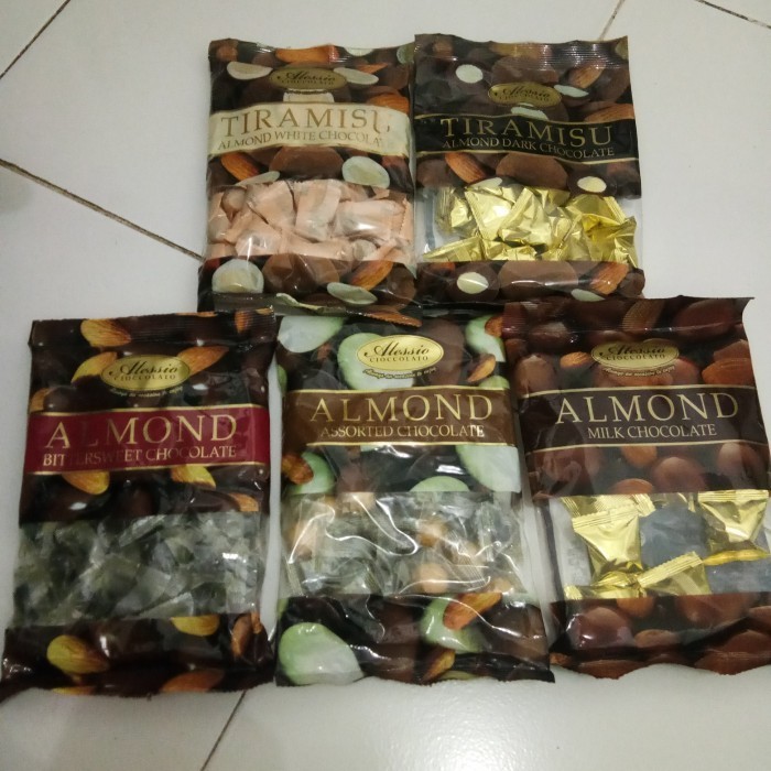 

Ready Alessio 270gr Bulkpack Almond Milk Bittersweet Assortment Tiramisu