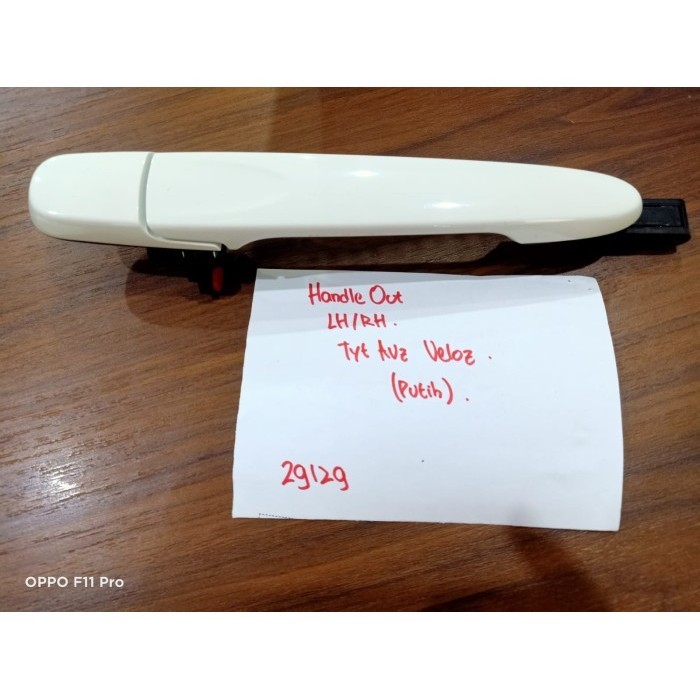Handle Pintu Luar Kiri/ Kanan Putih Toyota Avanza Veloz Taiwan Star