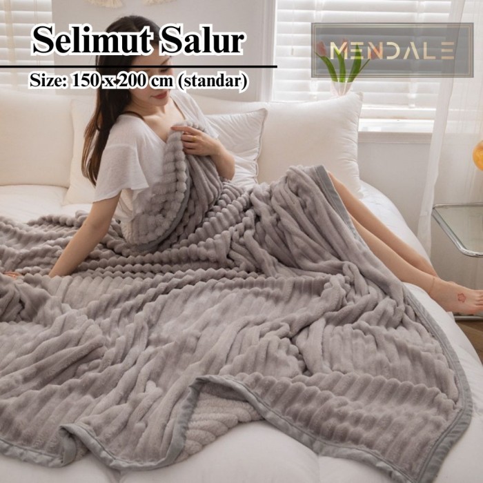 Selimut Bulu Uk 150 X 200Cm Standar Motif Salur Timbul Polos
