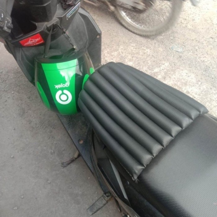 Bantalan Air Jok Motor