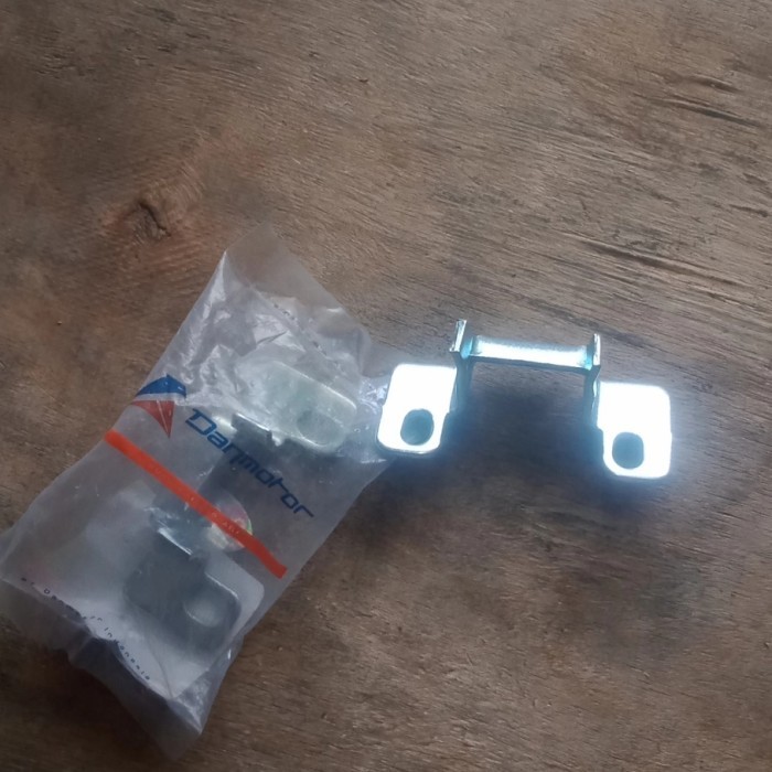 Gawang Tahanan Kunci Jok Vespa Excel Dan Motor