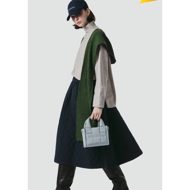 

Mhj NUVO Tas Premium Bengkak Sederhana