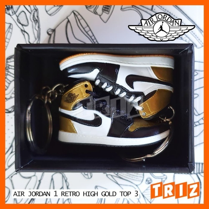 Cas Gantungan Kunci Sneakers Nike Air Jordan 1 Retro High Gold Top 3