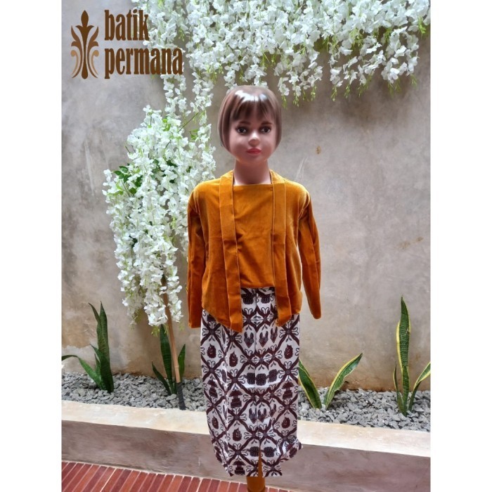 Baju Adat Yogyakarta Anak Anak