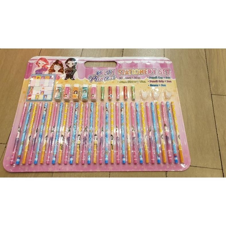 

Ew-98 Stationery Set Paket Alat Tulis Karakter Pensil 2B Penghapus Tutup Pensil Stiker Warna Warni Pegangan Pensil Pencil Grip And Cap Cod
