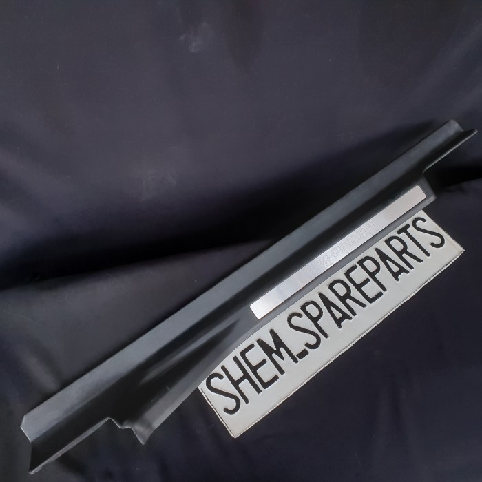 door sill plate depan kiri original mercedes benz W203 A2036800735 K02