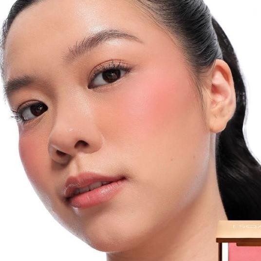 Esqa Blush / Blush On Esqa