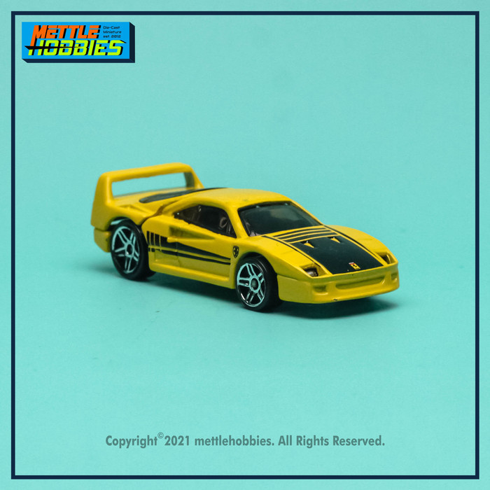 Ane Hot Wheels Ferrari F40 Diecast Miniatur Replika Mobil 1:64