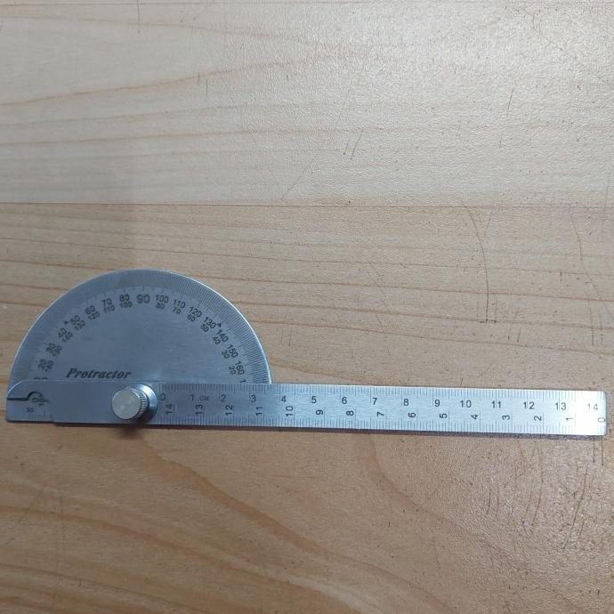 

Penggaris Busur Derajat Protector Stainless Steel 10cm 180 Derajat