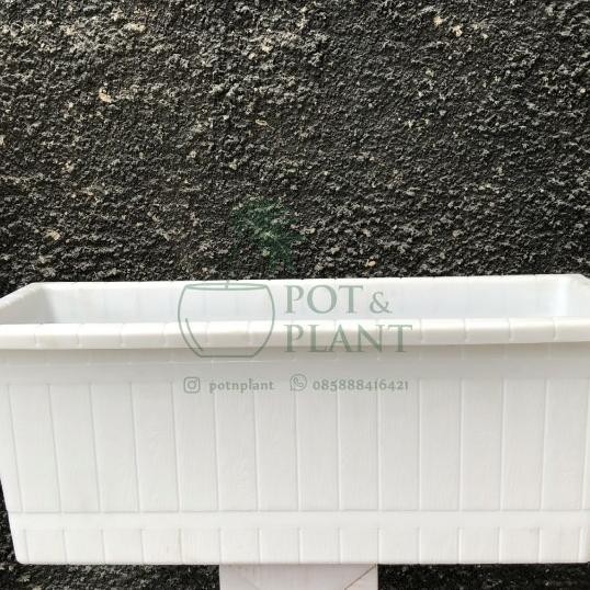 Pot Plastik Panjang 60 Cm - Tinggi 22 Cm Motif Gentong Kayu - Putih