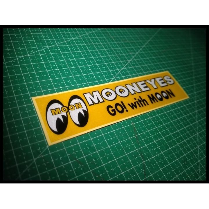 

BEST DEAL STIKER MOONEYES GO WITH MOON !!!