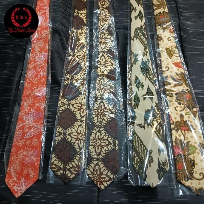 Dasi batik bahan sutra gift souvernir cowok GGS