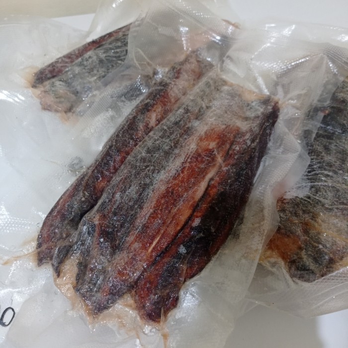 

cakalang fufu/asap fillet 1 kg A9