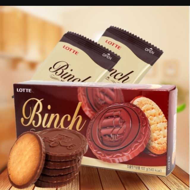 

EKSLUSIF LOTTE Binch Crispy Biscuit Covered Choco 102gr