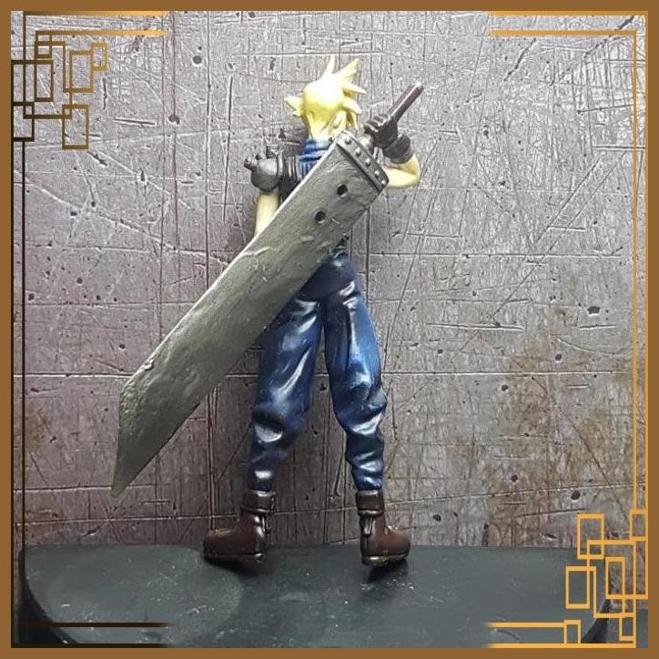 [ZPT] FIGURE FINAL FANTASY 7 CLOUD