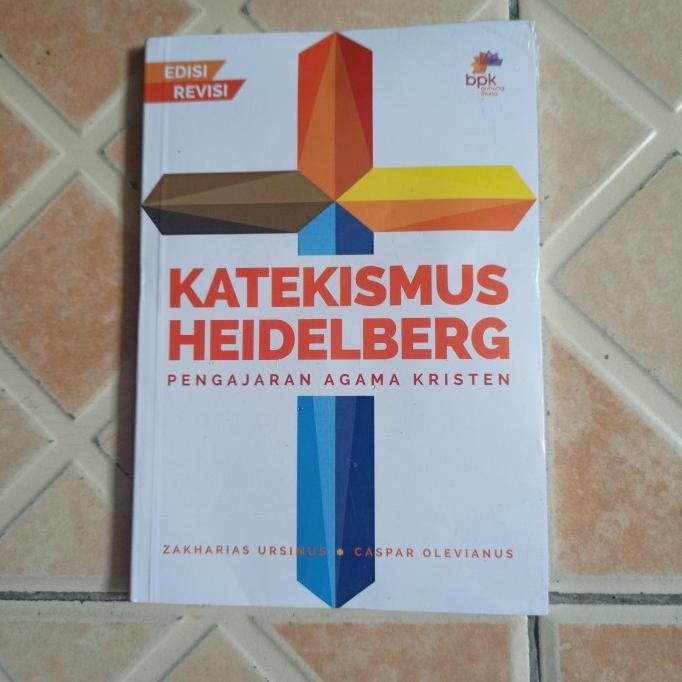 

Buku Kristen Katekismus Heidelberg by Zakharias Ursinus