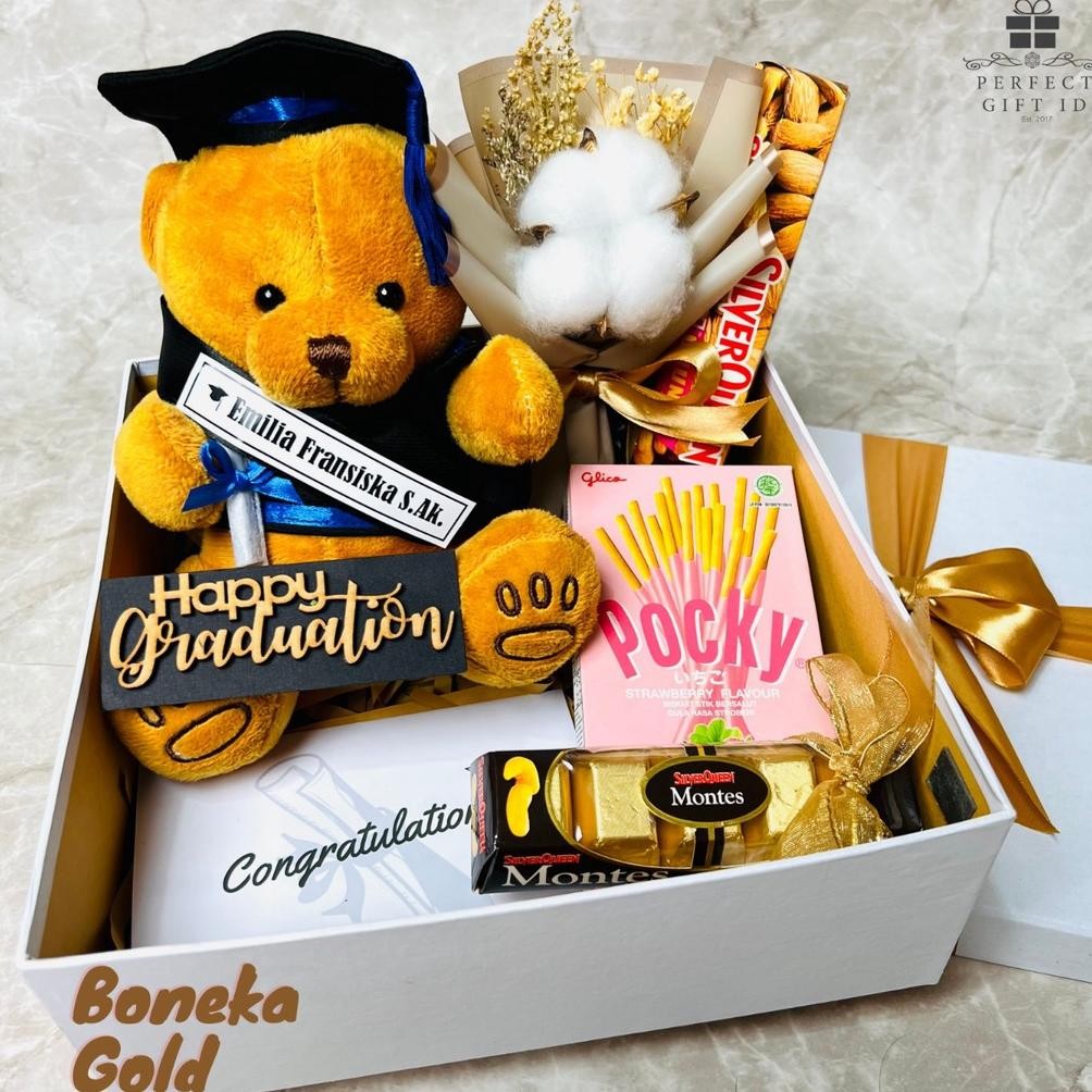 

wdr-75 HADIAH WISUDA / KADO WISUDA / HAMPERS WISUDA / HAMPERS GRADUATION / GIFT BOX WISUDA / KADO SIDANG / HADIAH WISUDA / GRADUATION GIFT / BONEKA WISUDA Termurah