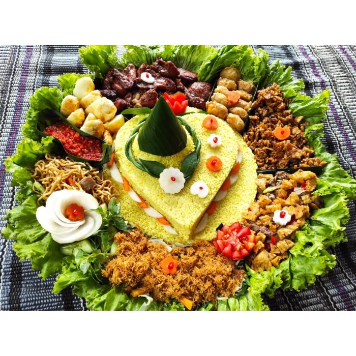 

Tumpeng Besar Nasi Kuning Tumpeng Besar