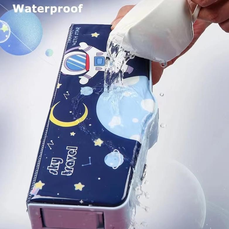 

COD (COD) Kotak Pensil Multifungsi Lengkap Peruncing Gunting Isolasi Penghapus Penggaris Kotak Pensil Multifungsi Motif Unicorn / Dinosaurus / Astronot Untuk Anak Lengkap Peruncing Gunting Isolasi Penghapus Original