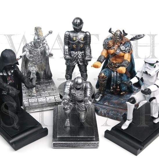 

Holder Knight Roman Trooper Dark Lord Figurine Desk Organizer