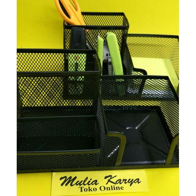 

Desk Set Jaring 3 Sekat Termasuk Tempat Kertas Memo / Tempat Jala