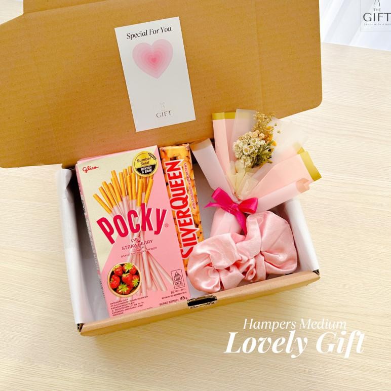 

yui-7 Hampers Cewe Kado Boneka Hadiah Pesta Snack Cokelat Gift Bunga Ulang Tahun Valentine Wisuda Anniversary Termurah