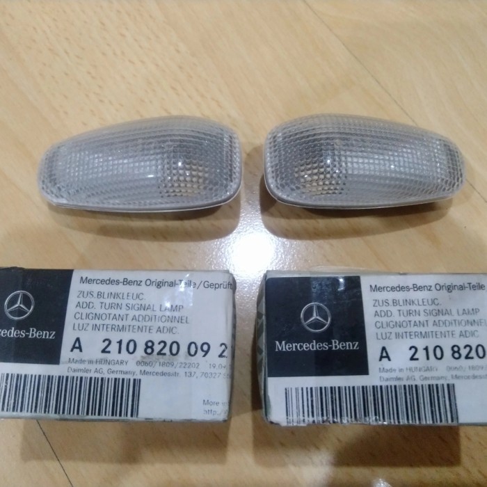 Paling Berkualitas Lampu Sein Fender Spakbor Original Mercedes-Benz W210 W202 W208 R170