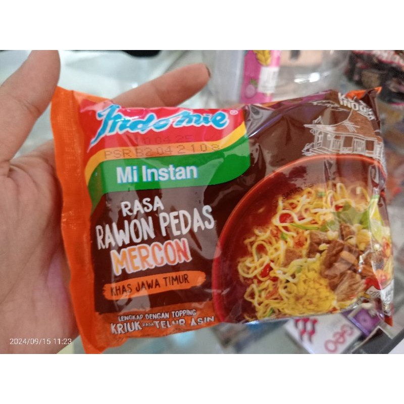 

Indomie kuah rawon pedas