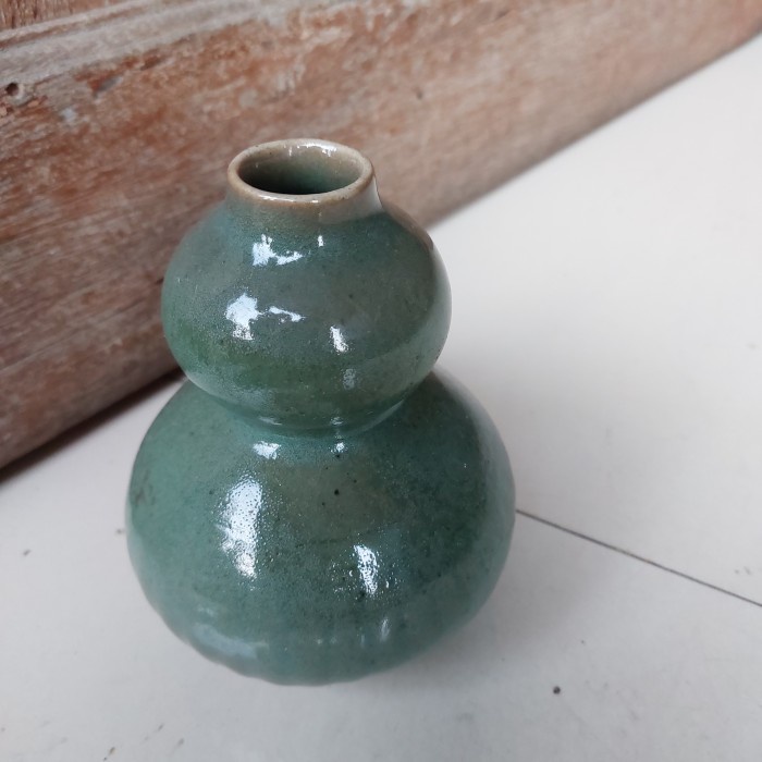 [Vas] Guci Celadon Antik Tinggi 15 Cm [Simple]