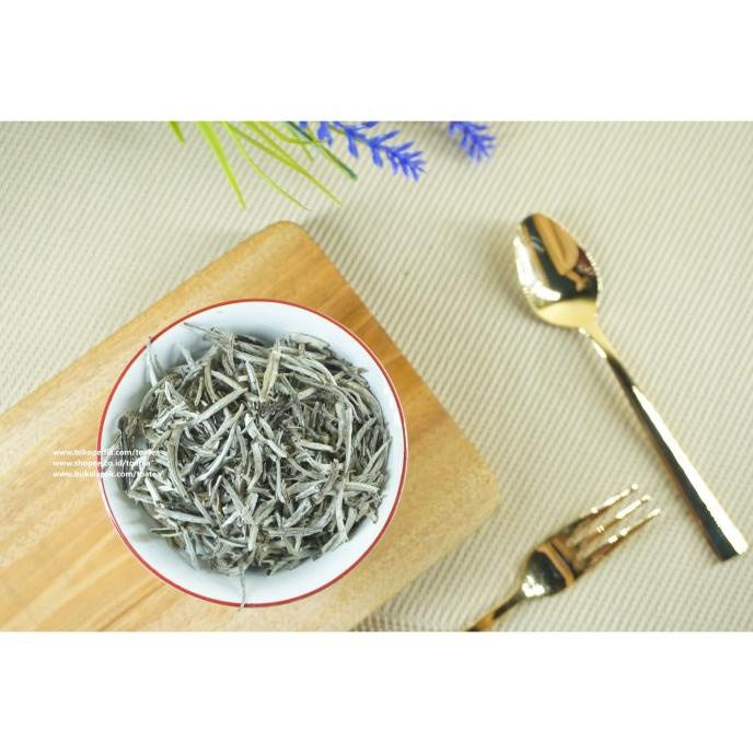 

White Tea Sier Needle-Teh Putih 50g