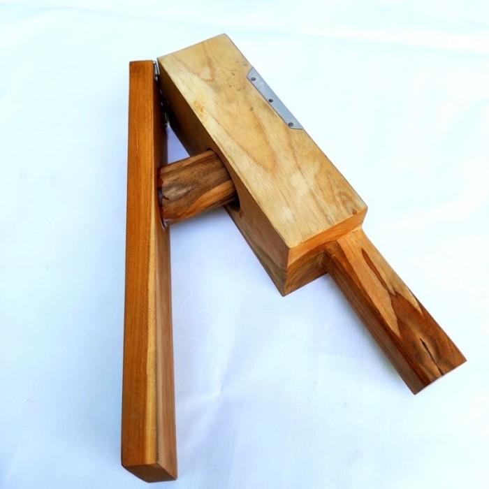 Cetakan Putu Mayang Rajut Roll Cetakan Putu Mayang Cetakan Kayu Jati