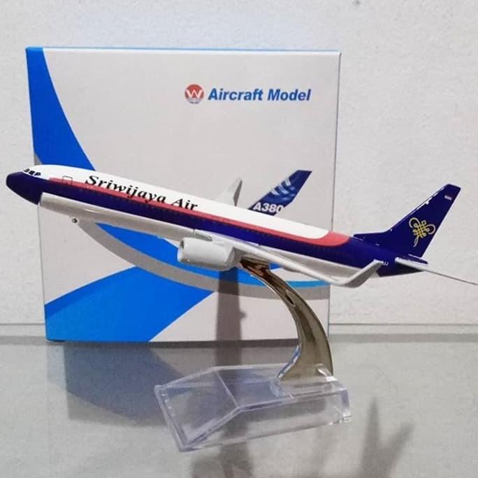 Diecast Pesawat B737 Sriwijaya Air