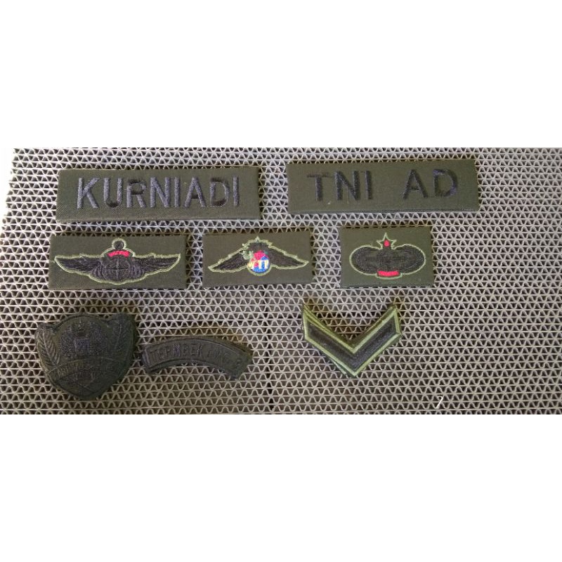 

PAPAN NAMA KA LIST HIJAU BERWARNA / TNI AD