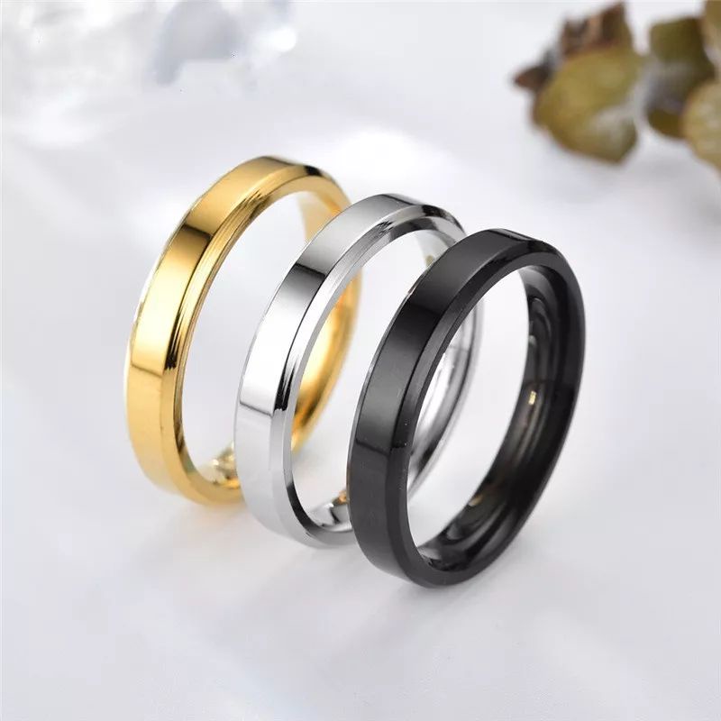 CINCIN TITANIUM PRIA WANITA ANTI KARAT MODEL KOTAK POLOS SEDANG