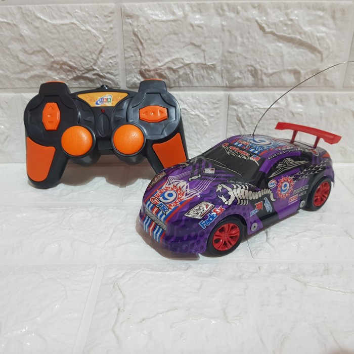 Mainan Mobil Balap Remote Control - RC Car Mobil Sedan Balap