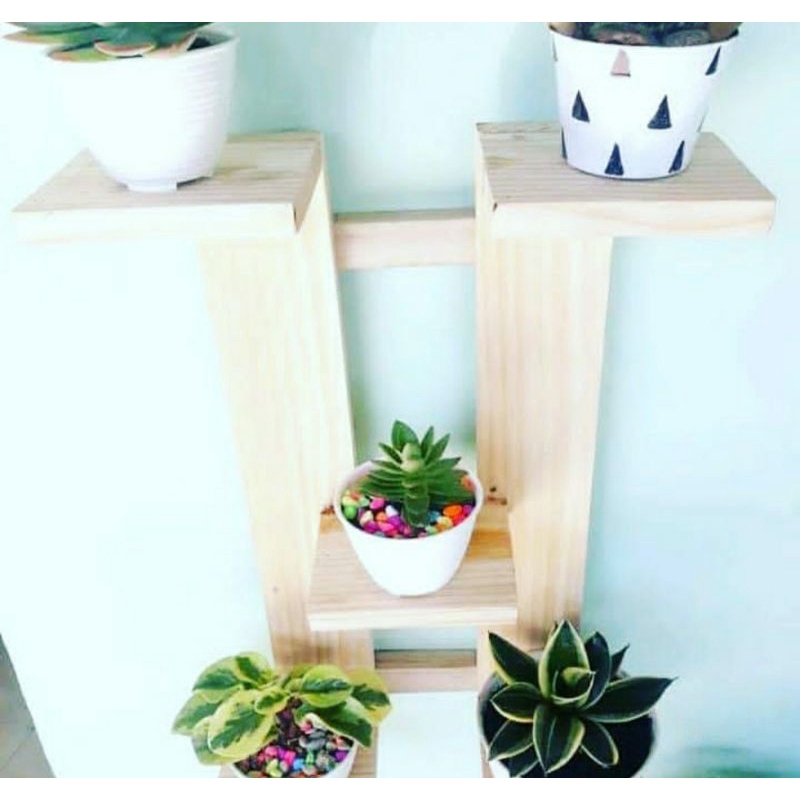 rak pot bunga kaktus/ rak kayu susun