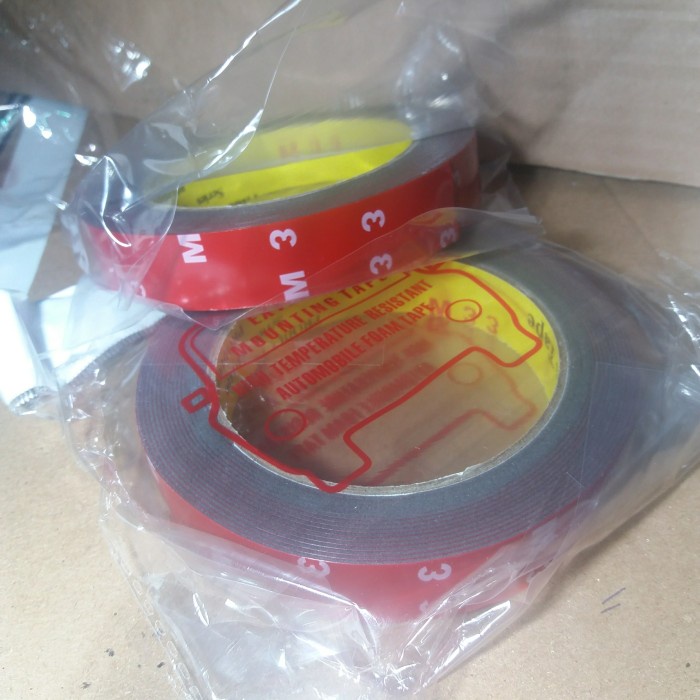 

DOUBLE TIP / DOUBLE TIPE BOLAK BALIK 2 CM X 4METER MERAH TAIWAN terbaik