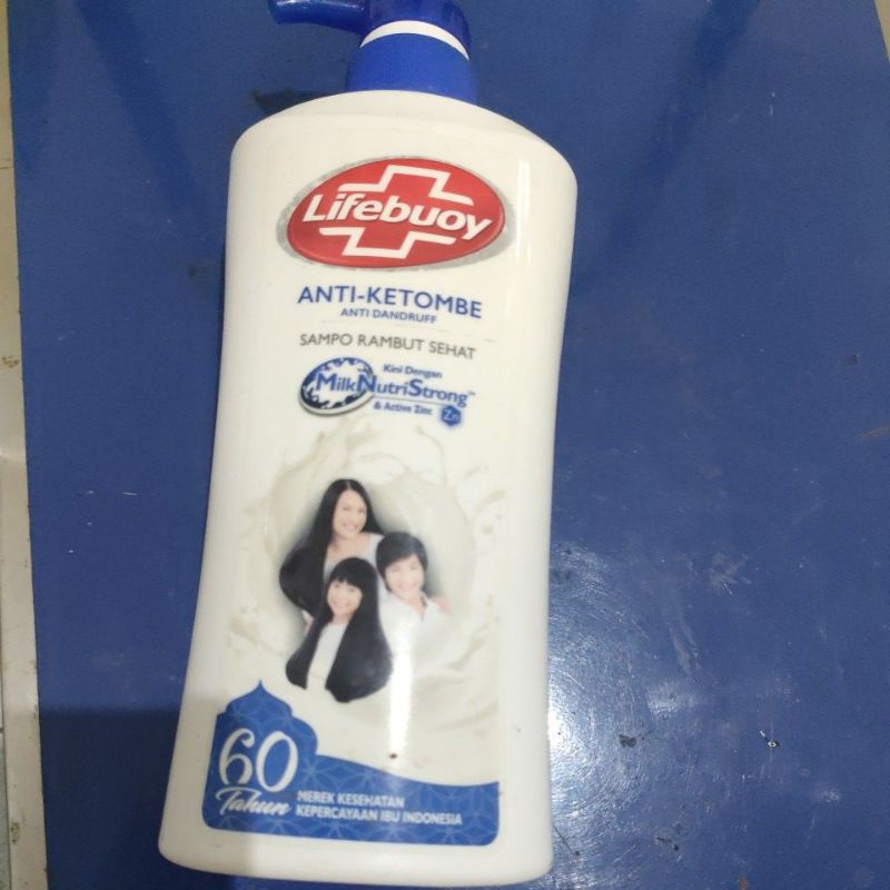 Lifebuoy Shampo 680 ml