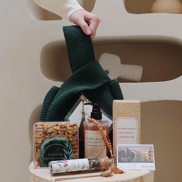 

Samarra Eid Lebaran Idul Fitri Ramadan Hampers Parcel Gift Hadiah Kado