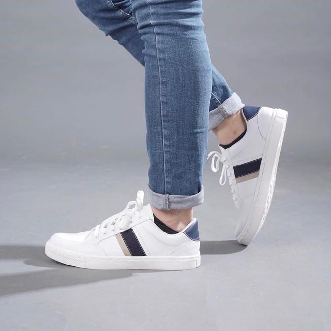 Sepatu Sneakers Pria Cowok Casual Miles&co Dalton Series Putih