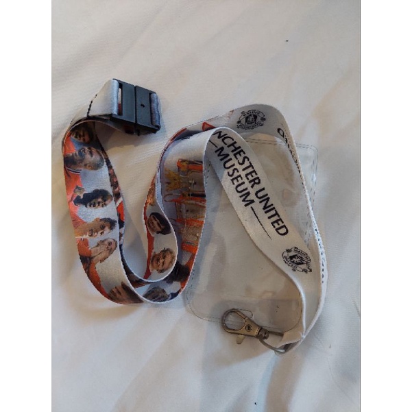 

lanyard MU official museum old trafford
