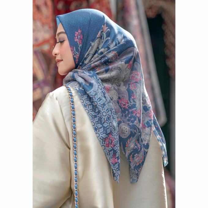 Sale BUTTONSCARVES THE TOPKAPI VOAL SQUARE - ROYAL BLUE Termurah