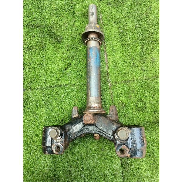 segitiga t skok depan Suzuki smash