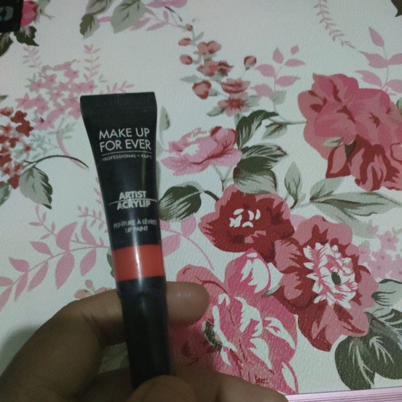 preloved lip acrylip mufe