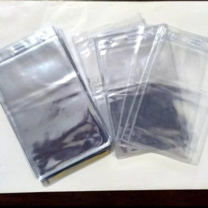 

`````````] plastik panitia / mika name tag ukuran 10 x 16 cm ( 100 pcs )